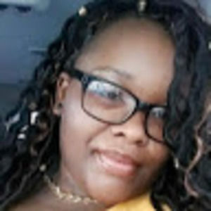 Meet your Posher, Dekeisha